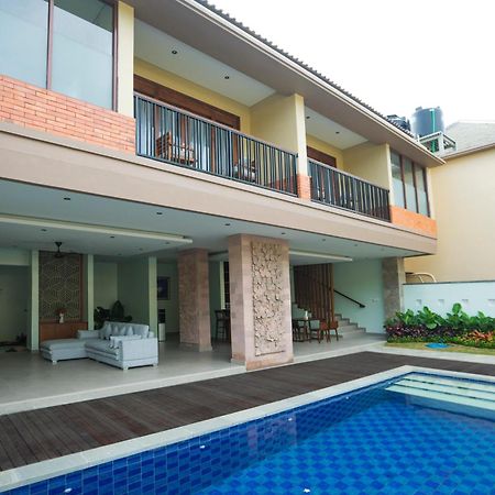 The Grand Villandra Resort Lovina Extérieur photo