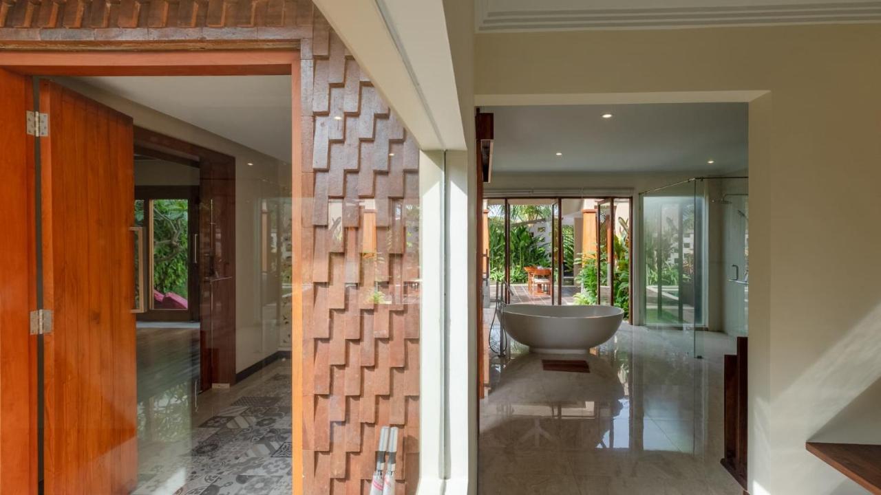 The Grand Villandra Resort Lovina Extérieur photo