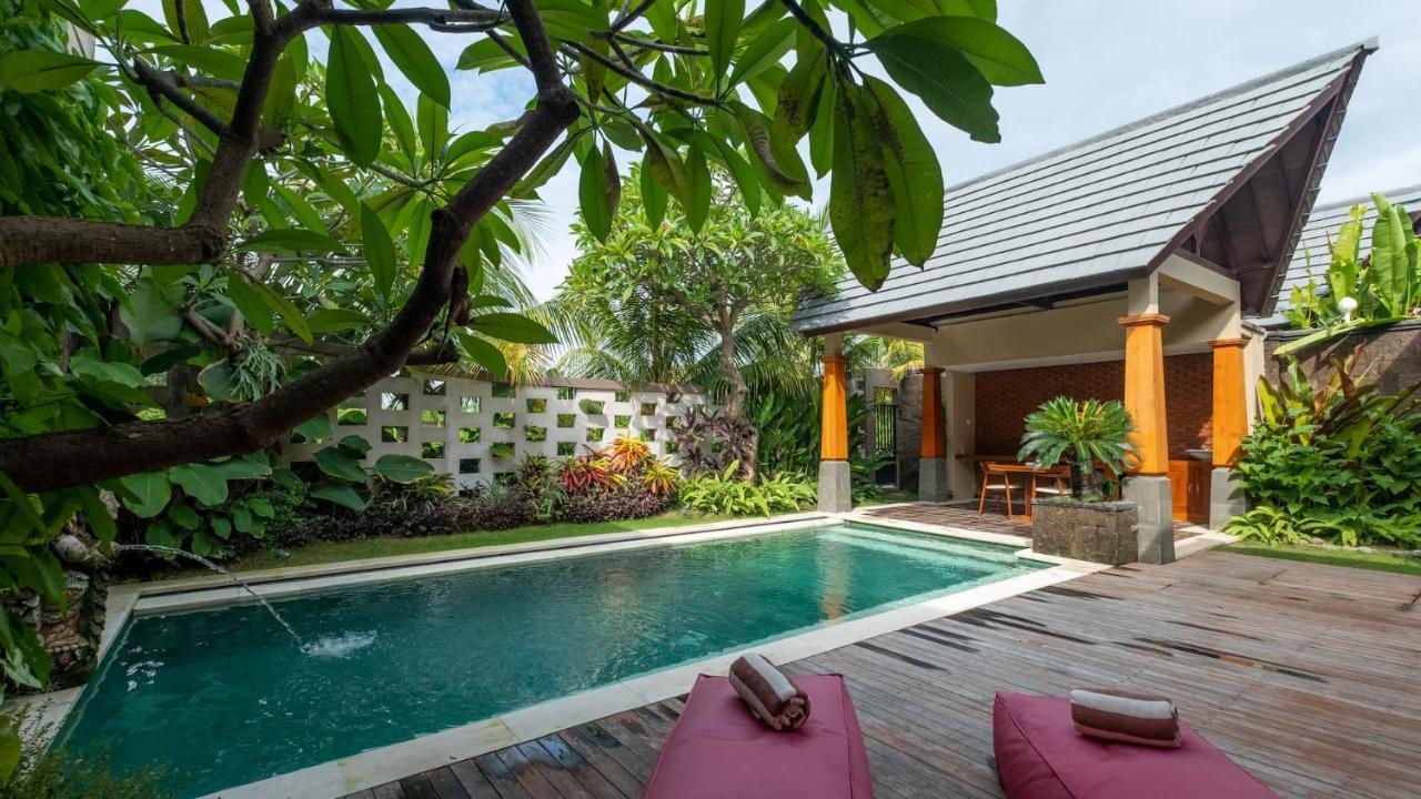 The Grand Villandra Resort Lovina Extérieur photo