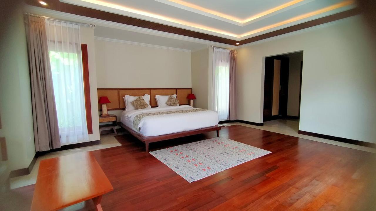 The Grand Villandra Resort Lovina Extérieur photo